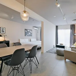 Fandina -ファンディーナ東京- Apartment